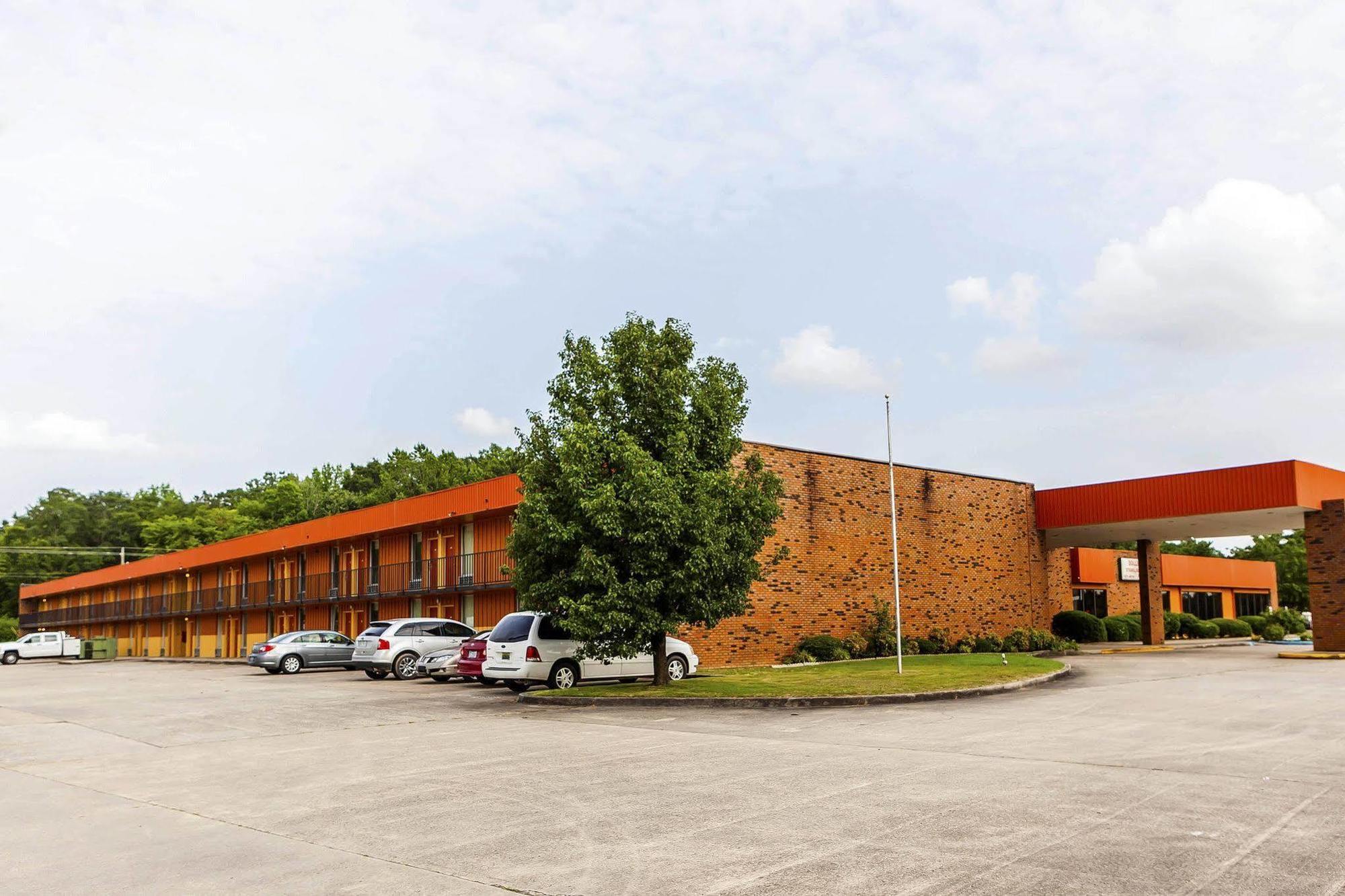 Econo Lodge Inn & Suites Денвер Экстерьер фото