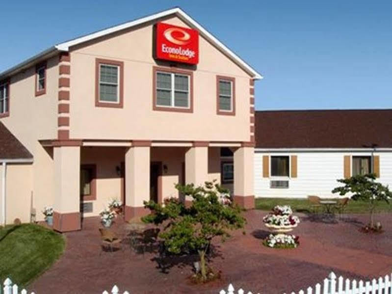 Econo Lodge Inn & Suites Денвер Экстерьер фото